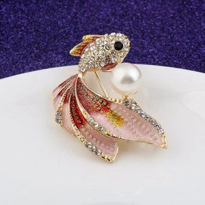 Goldfish Brooch / Hat Pin Fashion Rhinestone Pearl Fish